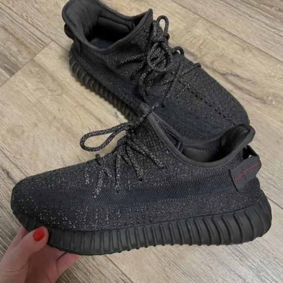 Adidas yeezy boost - Picture 1 of 5